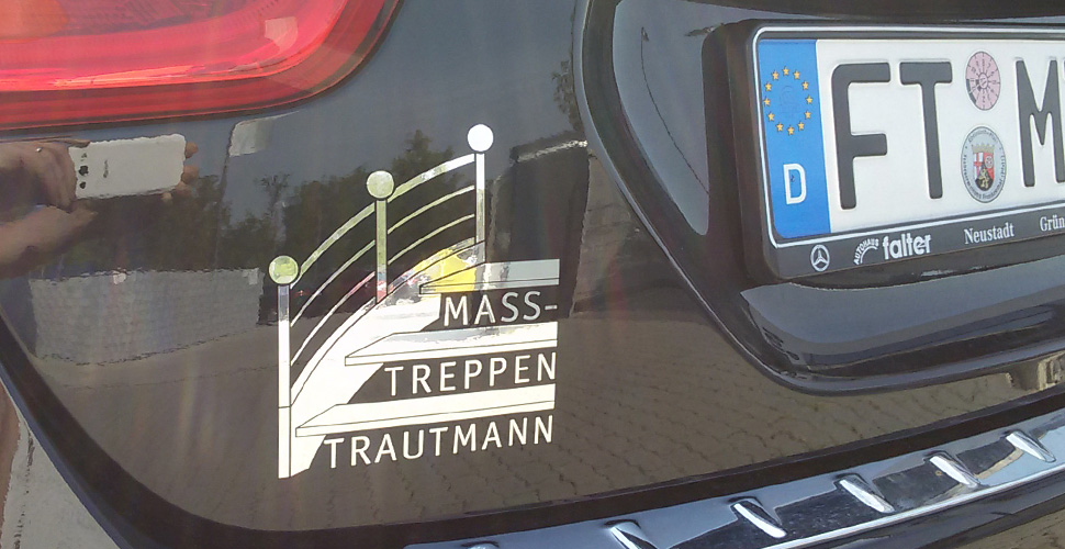 Maßtreppen Trautmann GmbH Fahrzeugbeschriftung