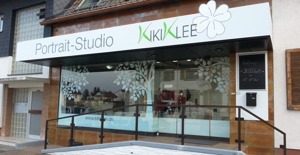 Fensterbeschriftung Kiki Klee Fotografie