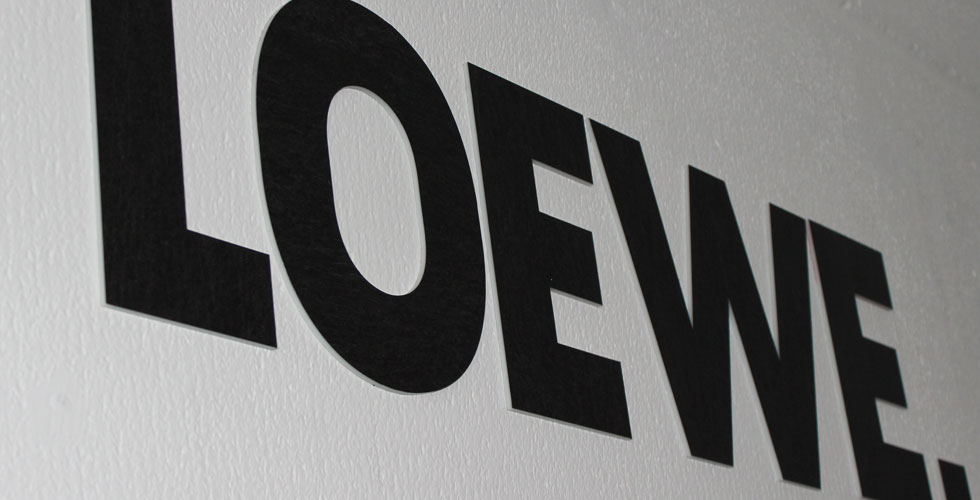 Loewe Technologies Profilbuchstaben