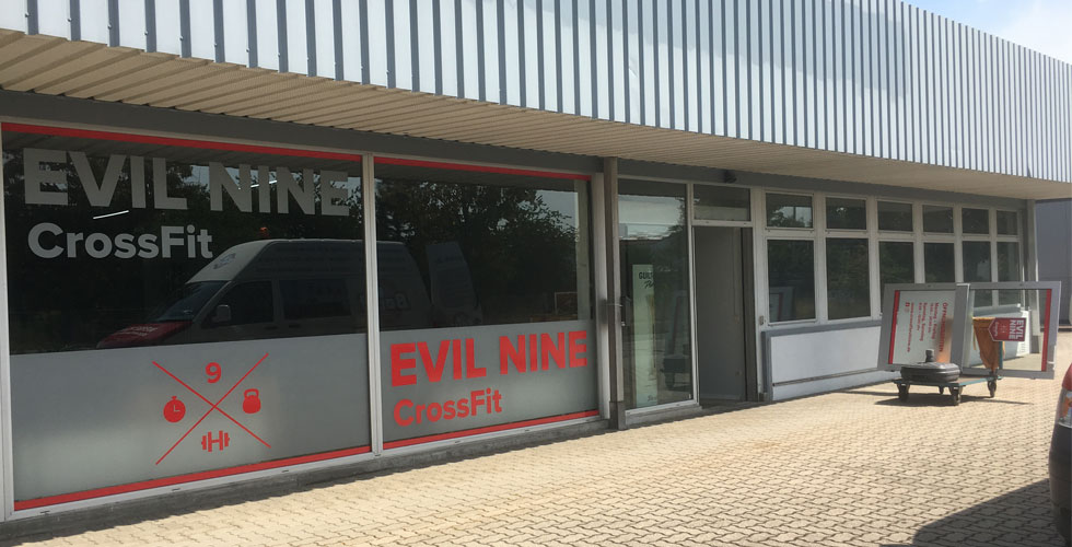 Sichtschutzbeklebung Evil Nine Cross Fit Offenbach