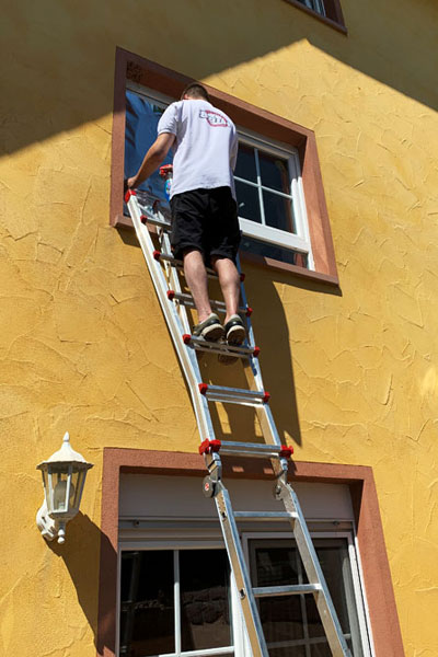 Fensterbeklebung mit Sonnenschutzfolie